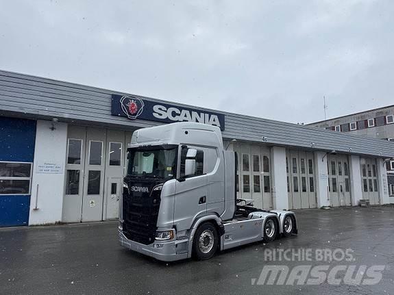 Scania S770 A6x4NB Влекачи