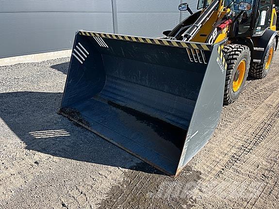 Stark LK2000 Други пътни машини и машини за сняг