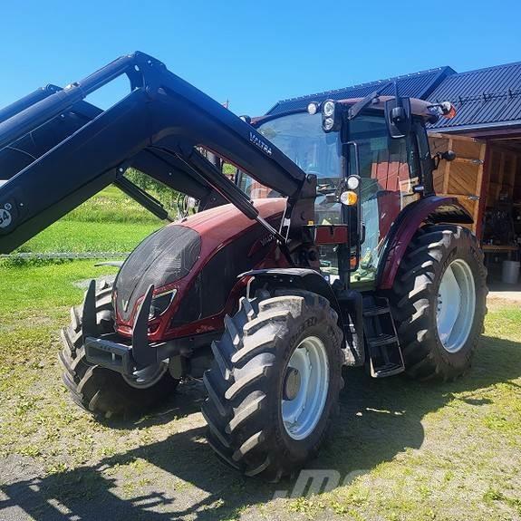Valtra A 104 h4 Трактори
