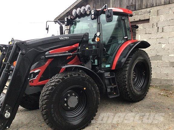 Valtra A115 Трактори