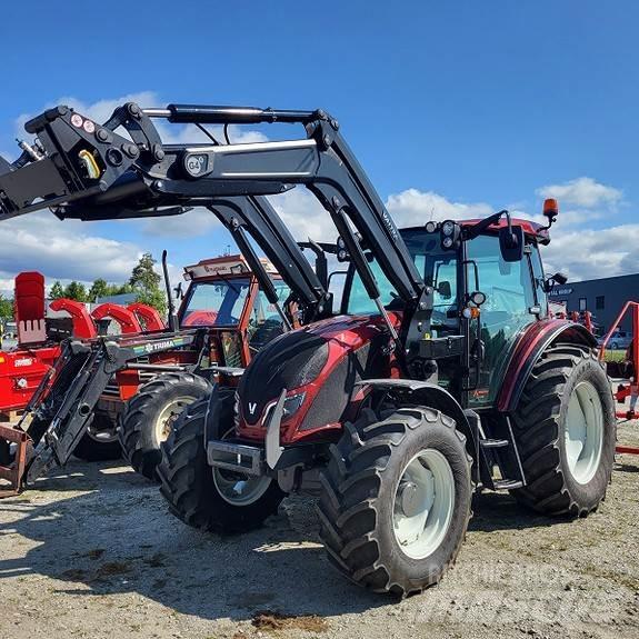 Valtra A134 Трактори