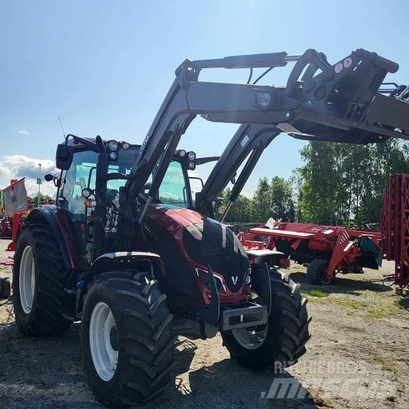 Valtra A134 Трактори