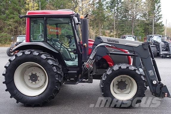 Valtra A93 Трактори