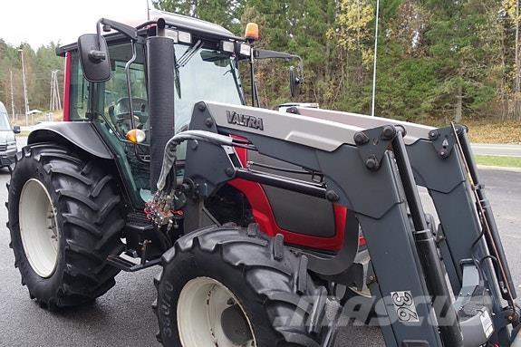 Valtra A93 Трактори