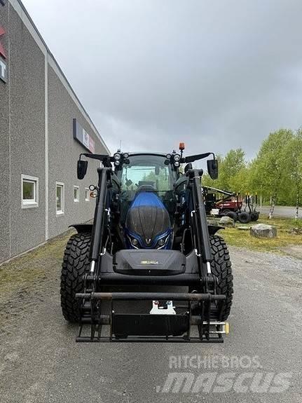 Valtra G 135 A Трактори