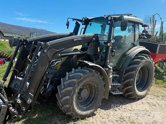 Valtra G 135 V Трактори