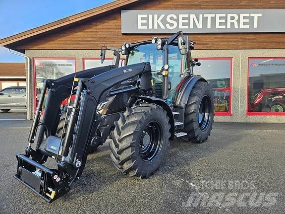 Valtra G135 Versu Трактори
