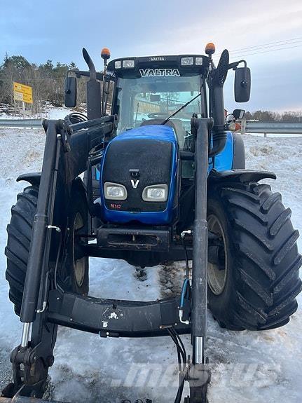 Valtra N-142 D Трактори