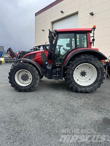 Valtra N163 Direct Трактори