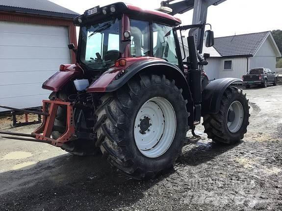 Valtra N163Direct Трактори