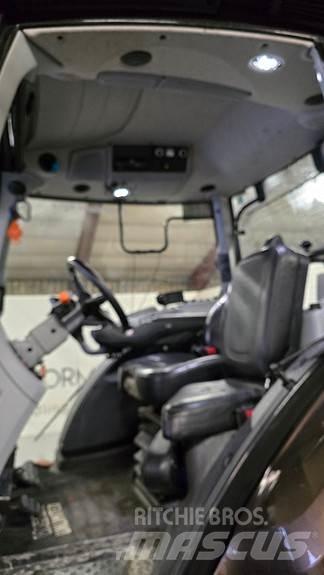 Valtra N174 Трактори