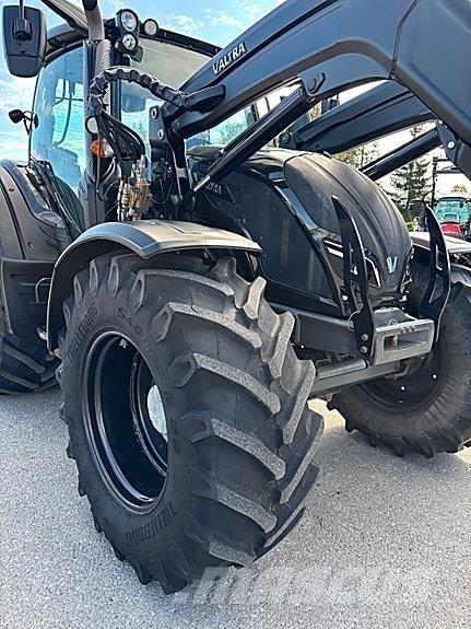Valtra N174 Direct Трактори