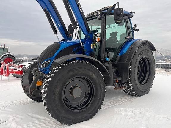 Valtra N174D Трактори