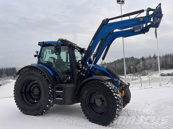 Valtra N174D Трактори