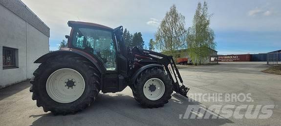 Valtra N174D Трактори