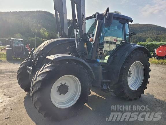Valtra N174D Трактори