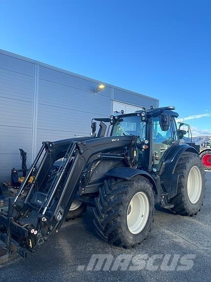 Valtra N174D Трактори