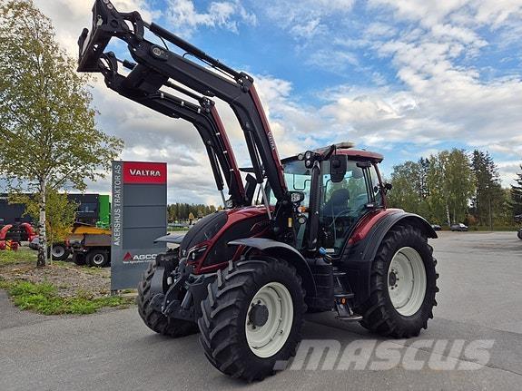 Valtra N174V Трактори