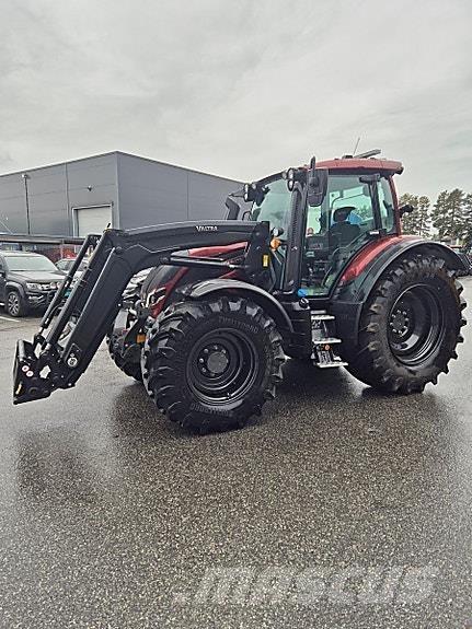 Valtra N175 Трактори