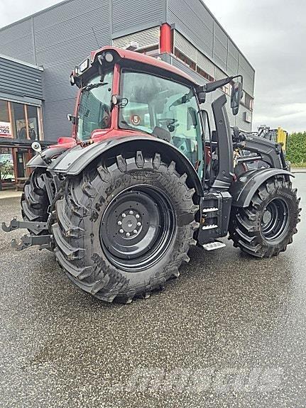Valtra N175 Трактори