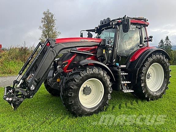Valtra N175 Трактори