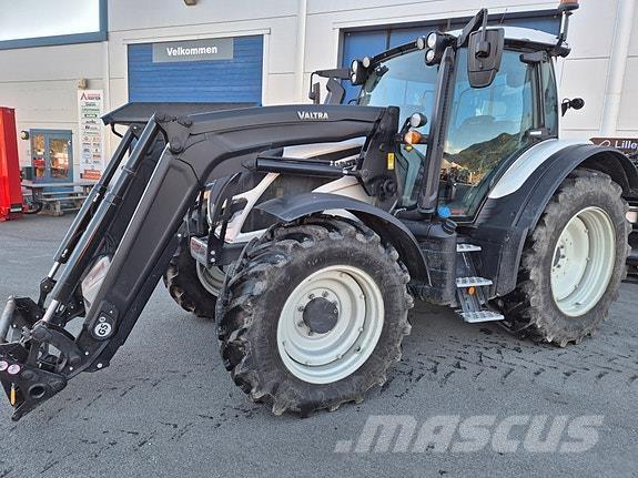 Valtra N175D. Трактори