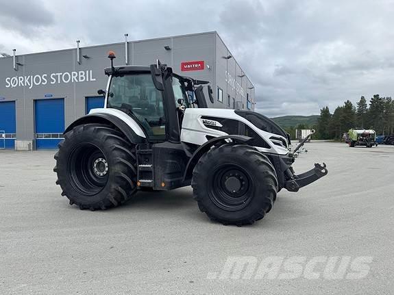 Valtra Q305 Трактори