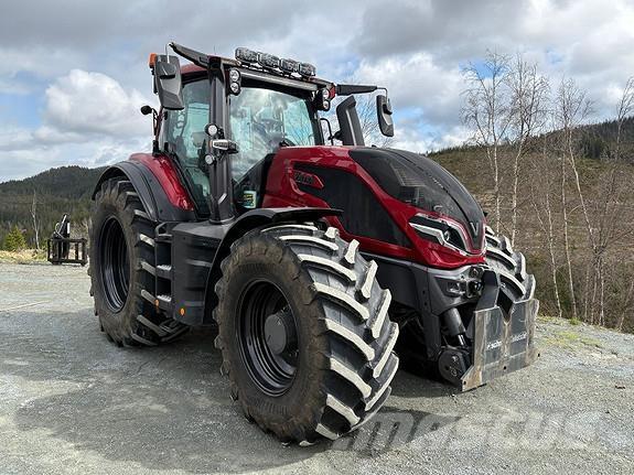 Valtra Q305 Трактори