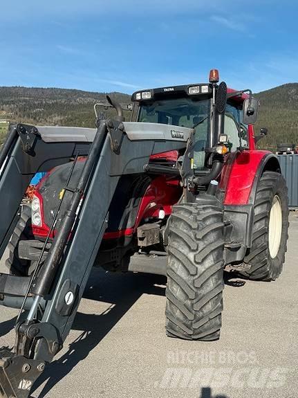 Valtra T 213 V Трактори