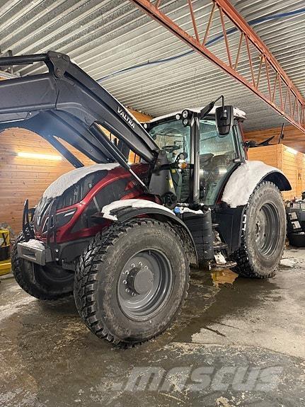 Valtra T174 Direct Трактори