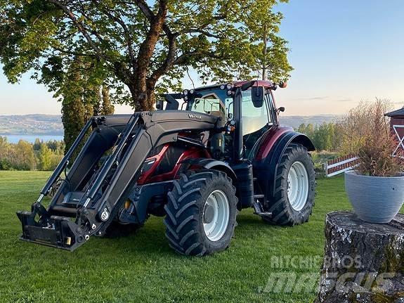 Valtra T174D Трактори