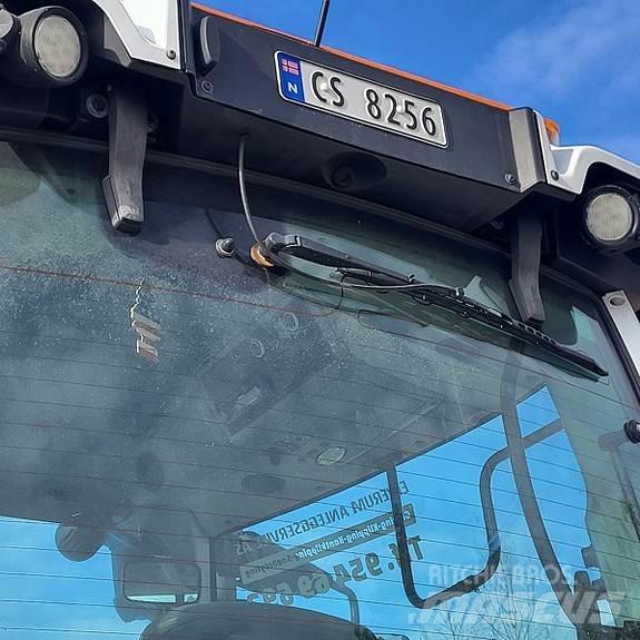 Valtra T174D Трактори