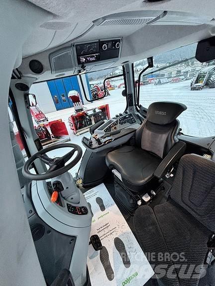 Valtra T174eD Трактори