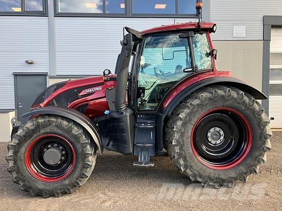 Valtra T234 Direct Трактори
