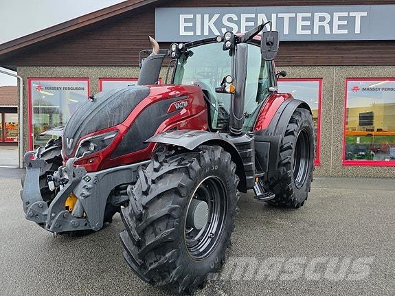 Valtra T234 Direct Трактори