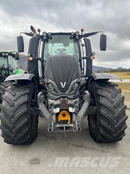 Valtra T234D Трактори