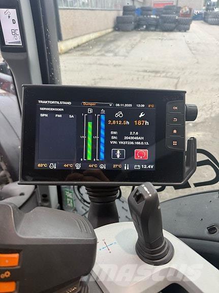 Valtra T234D Трактори