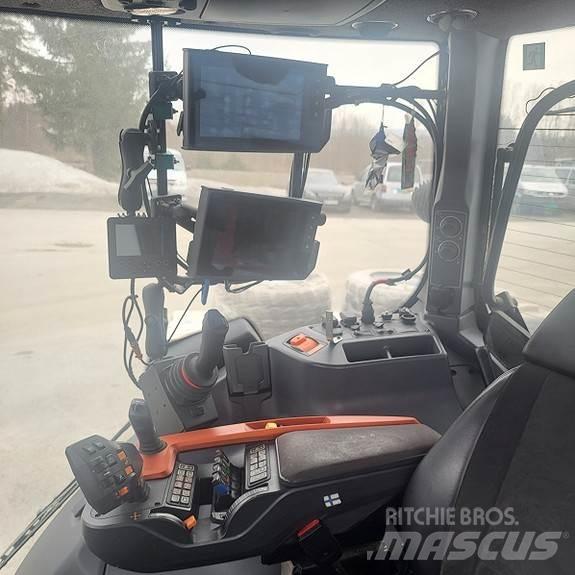 Valtra T255 Трактори