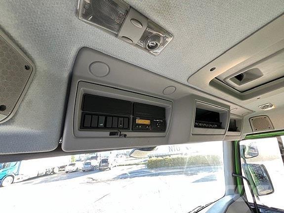 Volvo FE 320 -6x2 Други