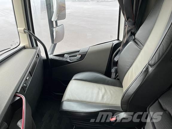 Volvo FH540 6x4 Самосвал