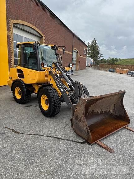 Volvo L20F Колесни товарачи