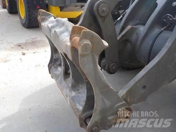 Volvo L90G Колесни товарачи