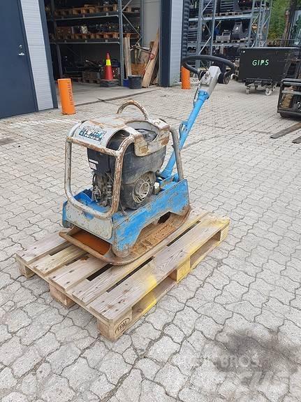 Weber CR 4 E Машини за асфалт