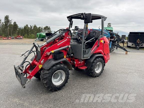 Weidemann 1390 Мини товарачи
