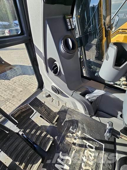  XE300E Верижен екскаватор