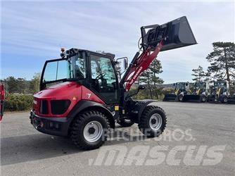 Yanmar V7 Колесни товарачи