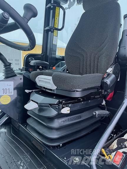 Yanmar V7 Колесни товарачи