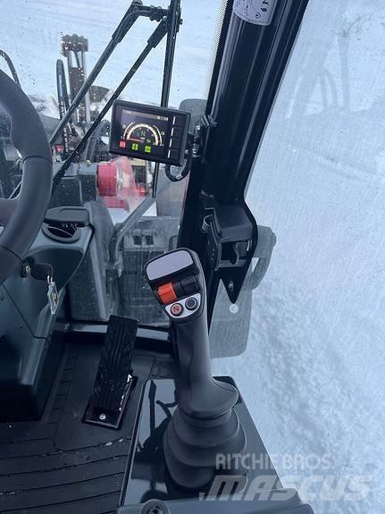 Yanmar V7 Колесни товарачи