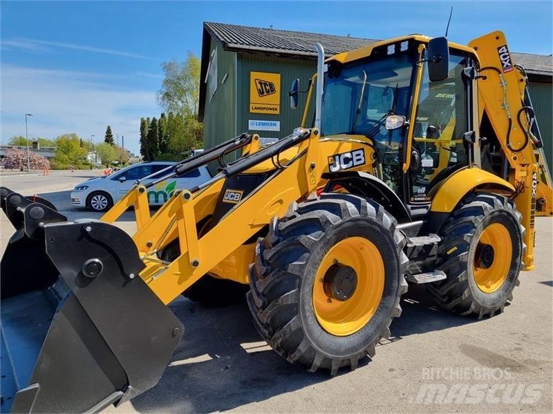 JCB 4 CX PRO AEC Товарач със заден ексватор