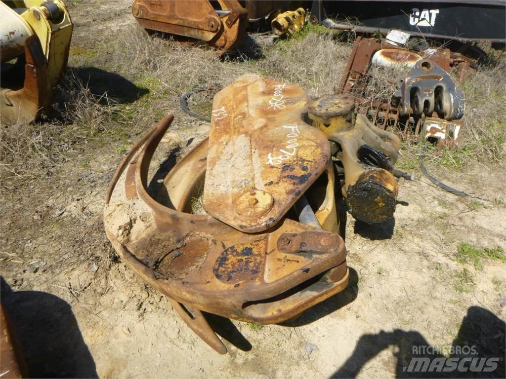 CAT 16.6 grapple Приспособления за захващане
